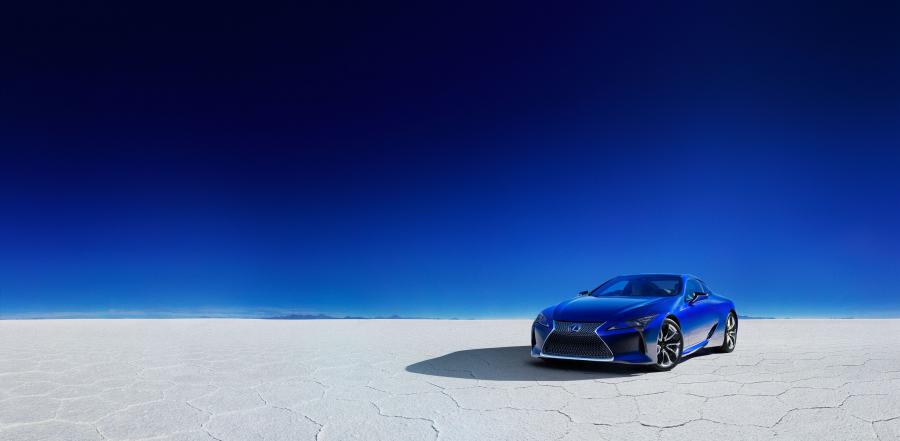  Lexus LC500h Structural Blue 2018 года  (JP) (фото 1 из 6)